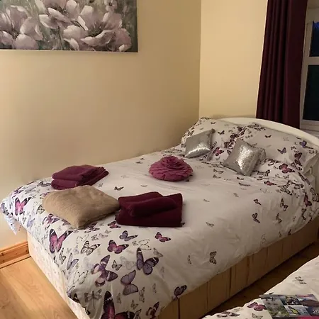 לינה וארוחת בוקר Sessiagh House