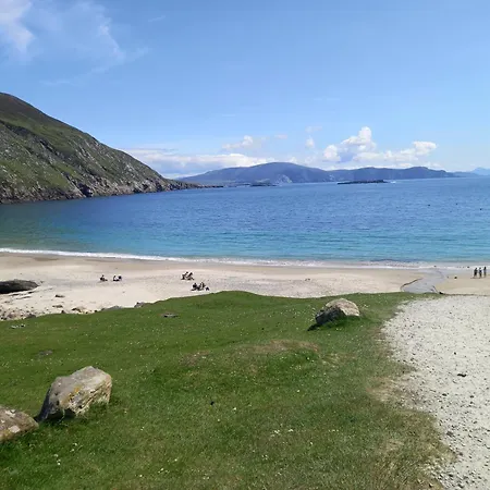 לינה וארוחת בוקר Sessiagh House